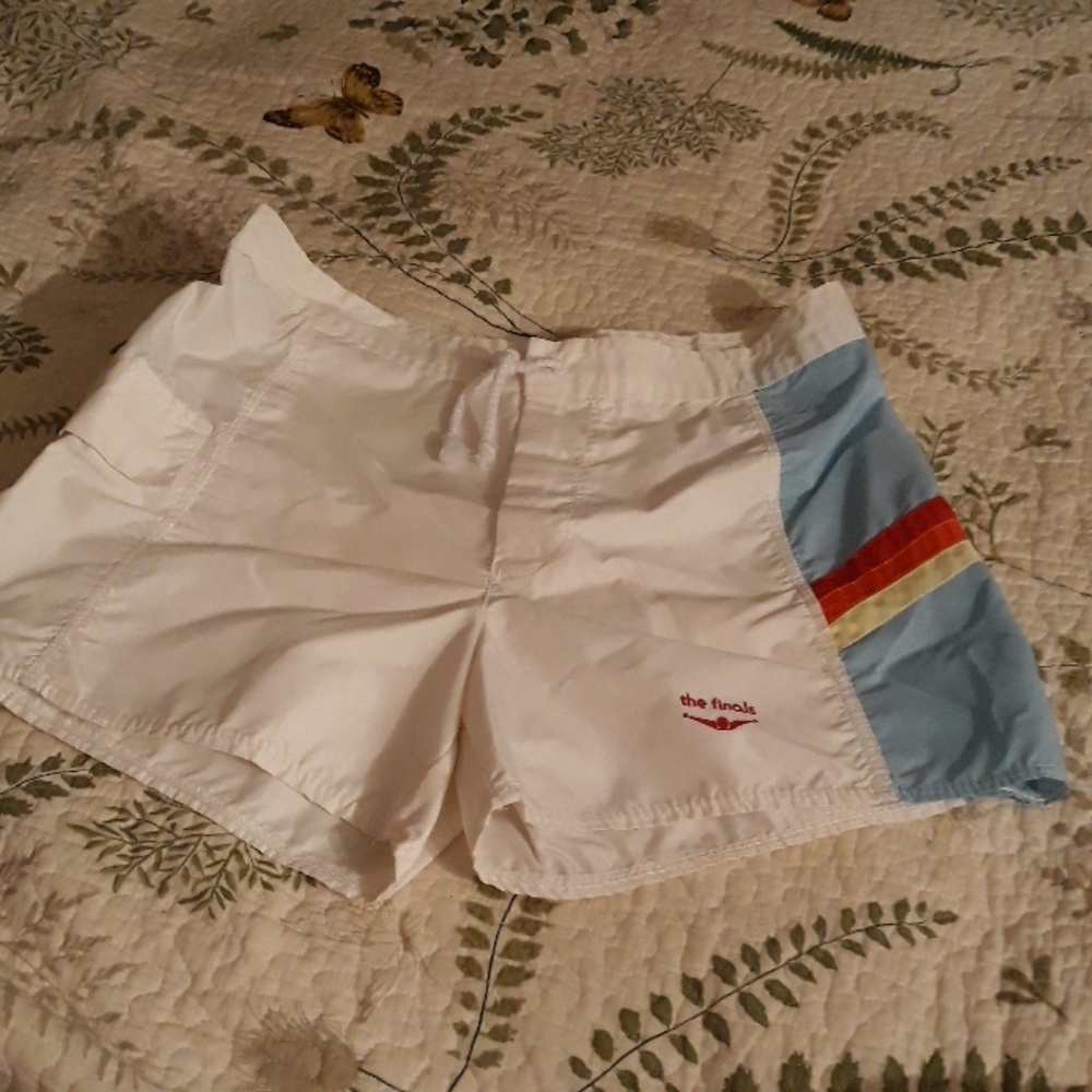 3 for 20$ /Vintage swim shorts xs rainbow side
